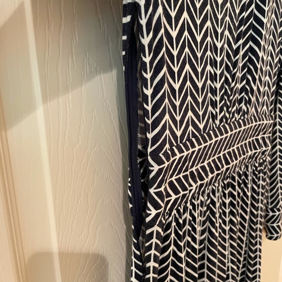 Vineyard Vines Faux Wrap Dress - Picture 3 of 7